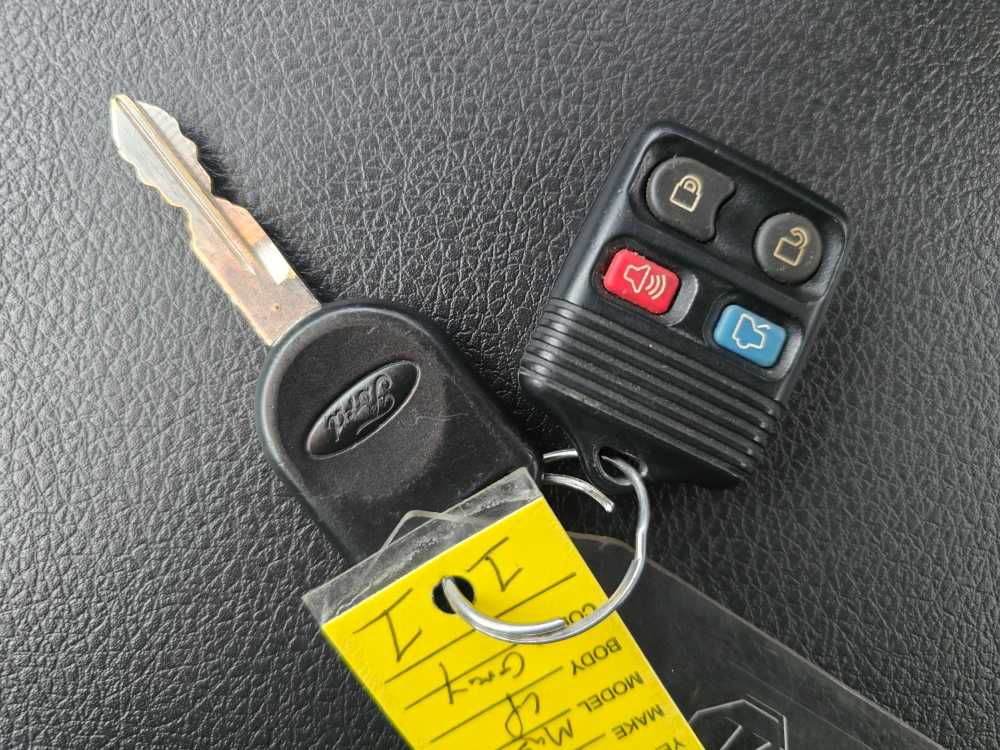 Thumbnail: 2008 Ford Mustang - 22