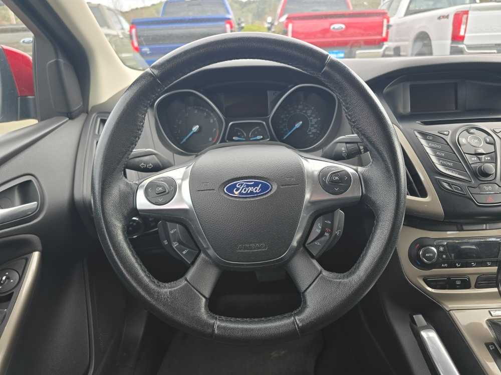 Thumbnail: 2012 Ford Focus - 12
