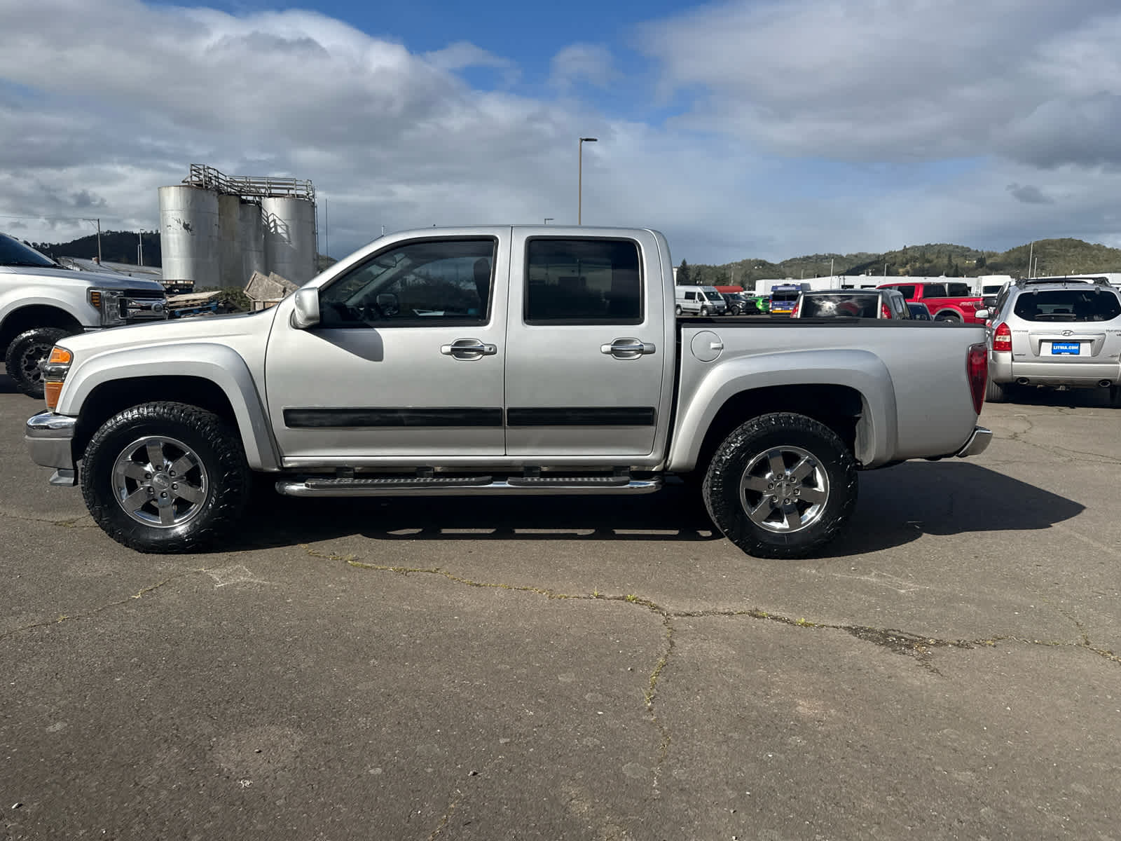 Thumbnail: 2011 GMC Canyon - 2