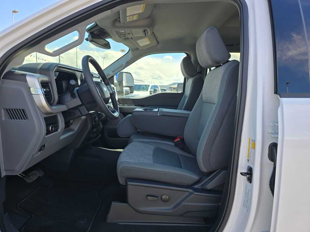 Thumbnail: 2026 Ford F-350 - 9