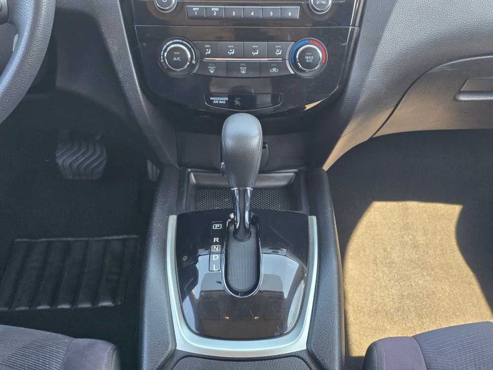 Thumbnail: 2016 Nissan Rogue - 13