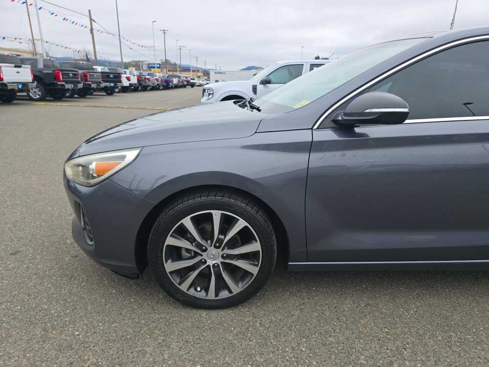 Thumbnail: 2018 Hyundai Elantra - 18