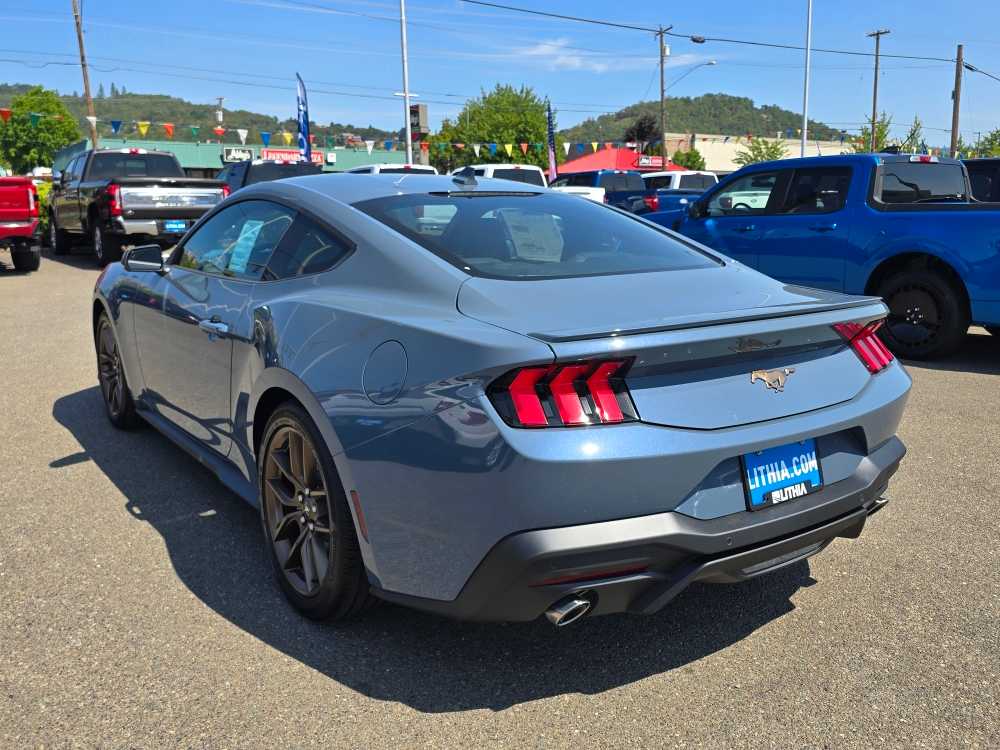 Thumbnail: 2025 Ford Mustang - 3