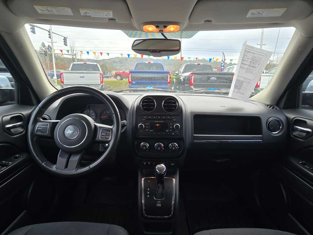 Thumbnail: 2013 Jeep Patriot - 16
