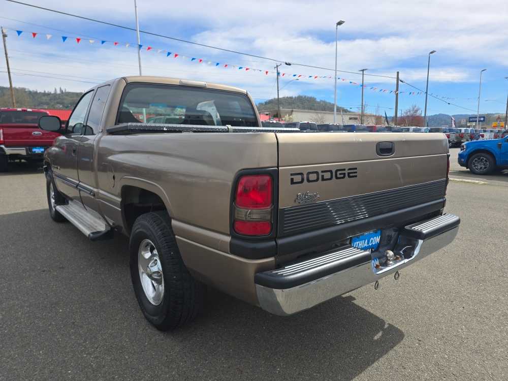 Thumbnail: 2001 Dodge Ram 1500 - 3