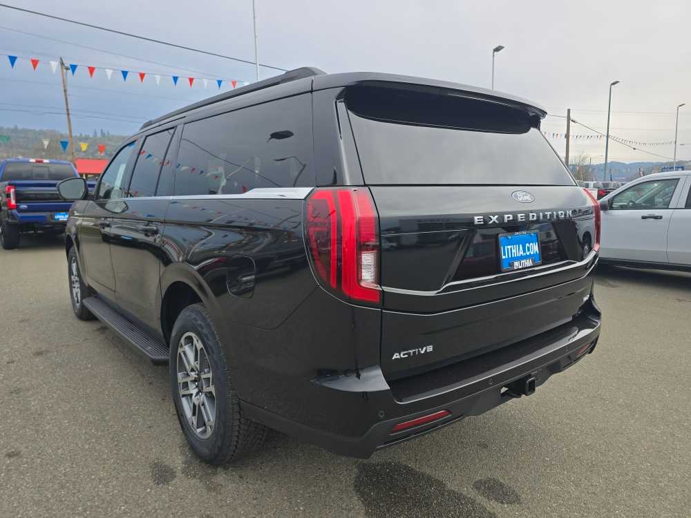 Thumbnail: 2026 Ford Expedition MAX - 3