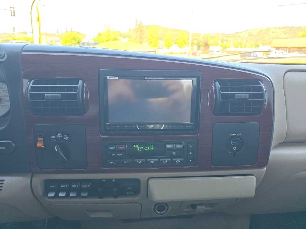 Thumbnail: 2005 Ford F-250 - 13