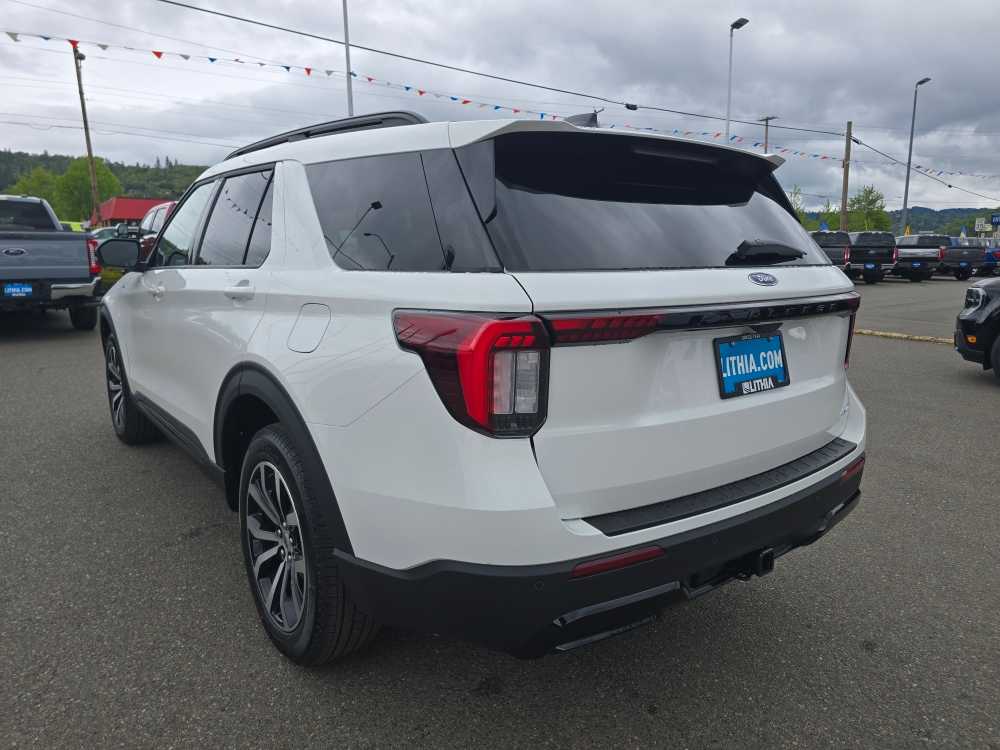 Thumbnail: 2026 Ford Explorer - 3