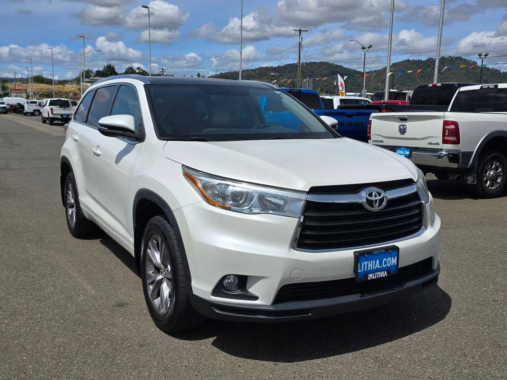 Thumbnail: 2015 Toyota Highlander - 7