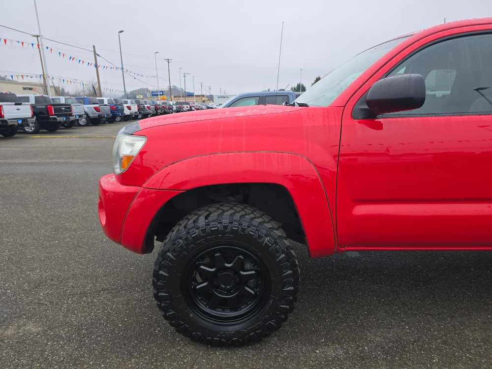 Thumbnail: 2007 Toyota Tacoma - 18