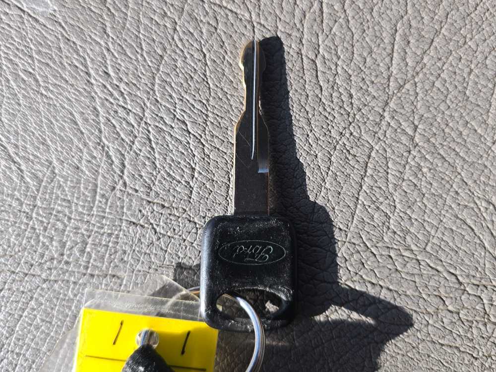 Thumbnail: 2000 Ford F-250 - 22