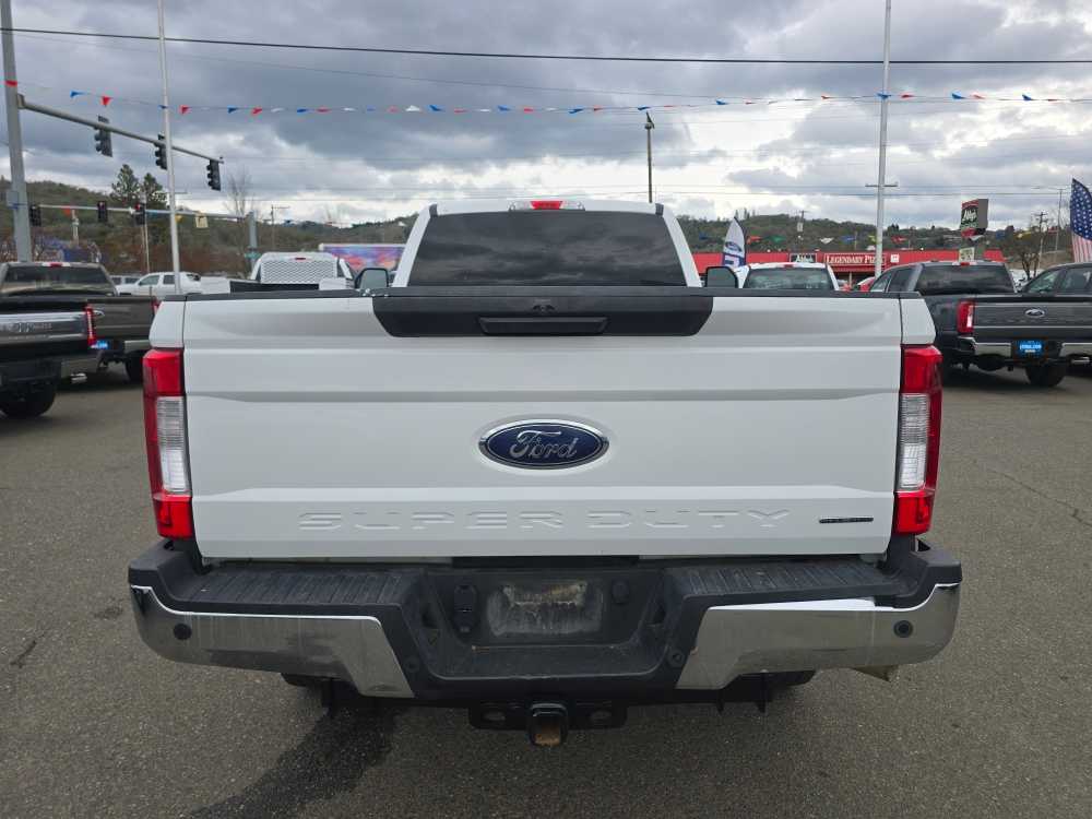 Thumbnail: 2019 Ford F-250 - 4