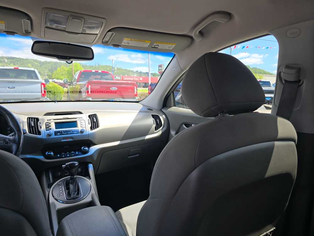 Thumbnail: 2011 Kia Sportage - 15