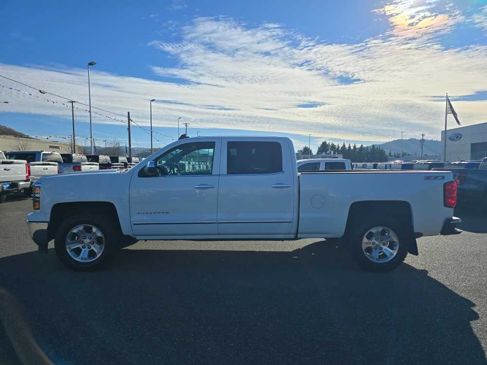 Thumbnail: 2015 Chevrolet Silverado 1500 - 2