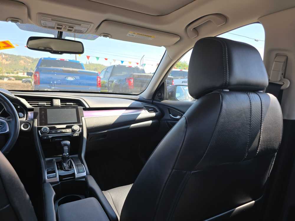 Thumbnail: 2016 Honda Civic - 14