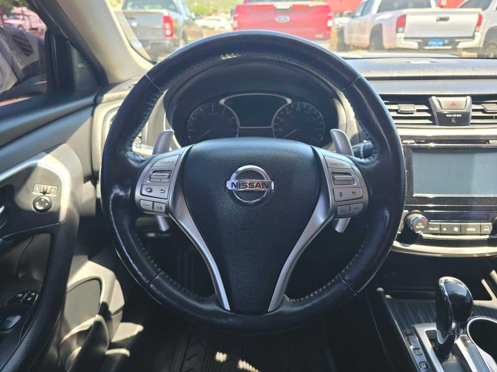 Thumbnail: 2018 Nissan Altima - 11