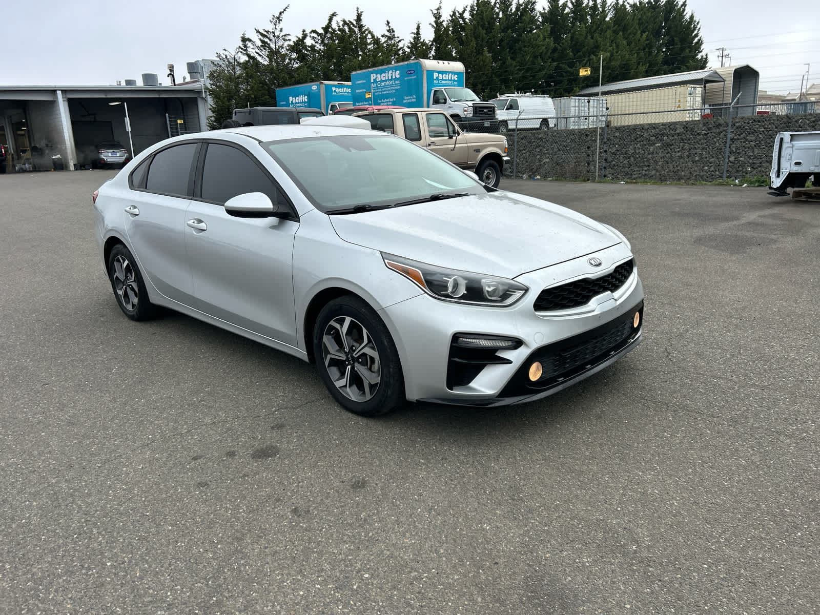 Thumbnail: 2019 Kia Forte - 4