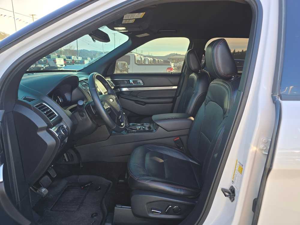 Thumbnail: 2018 Ford Explorer - 9