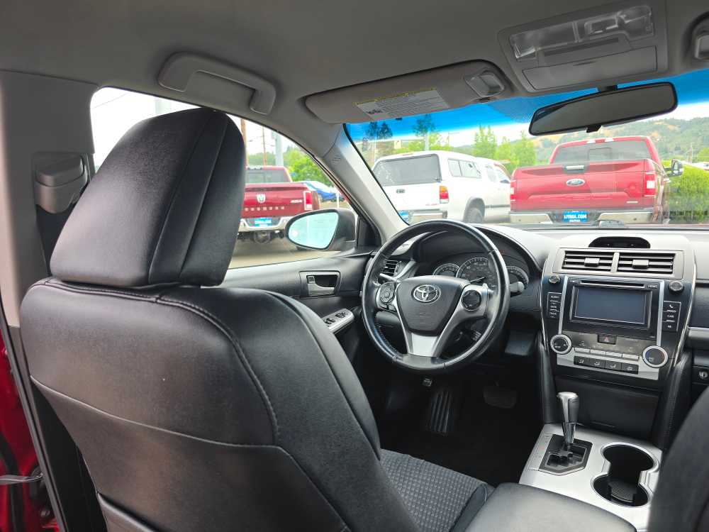 Thumbnail: 2014 Toyota Camry - 11