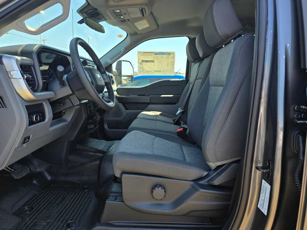 Thumbnail: 2025 Ford F-450 - 11