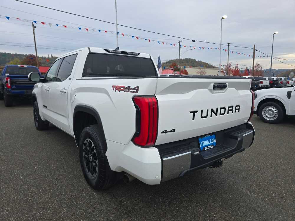 Thumbnail: 2022 Toyota Tundra - 3