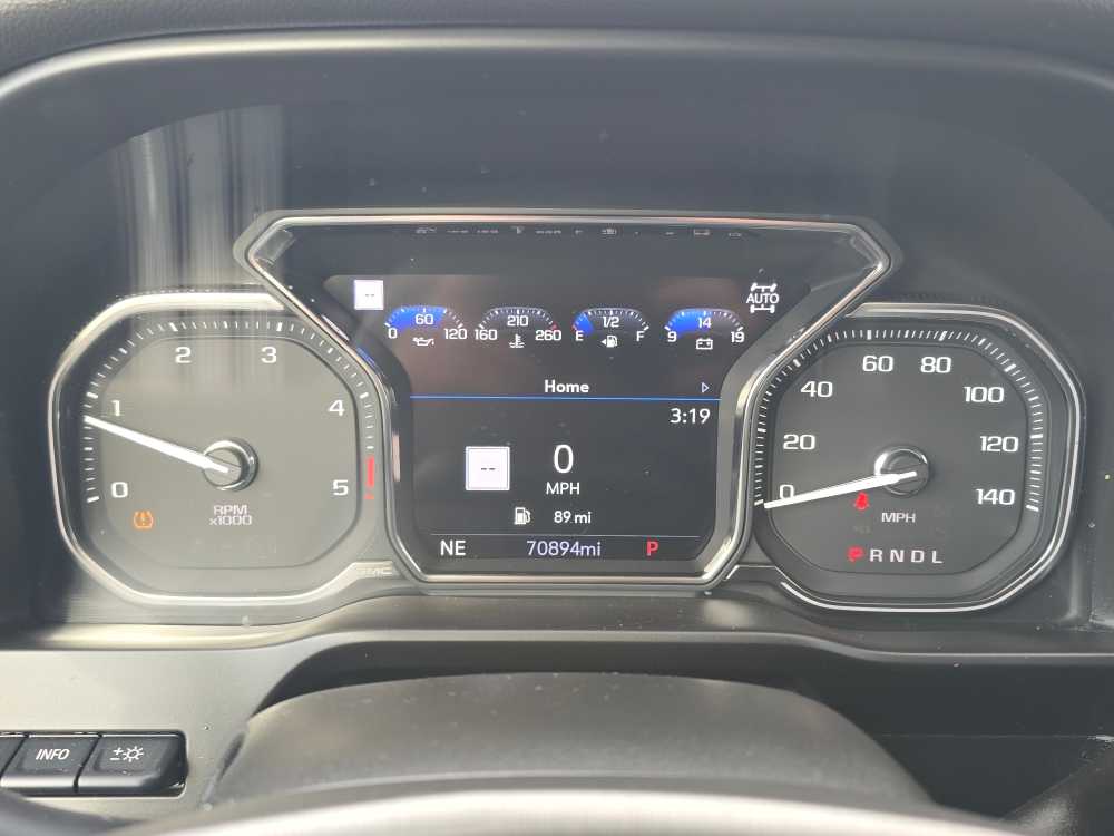 Thumbnail: 2022 GMC Sierra 3500 - 21