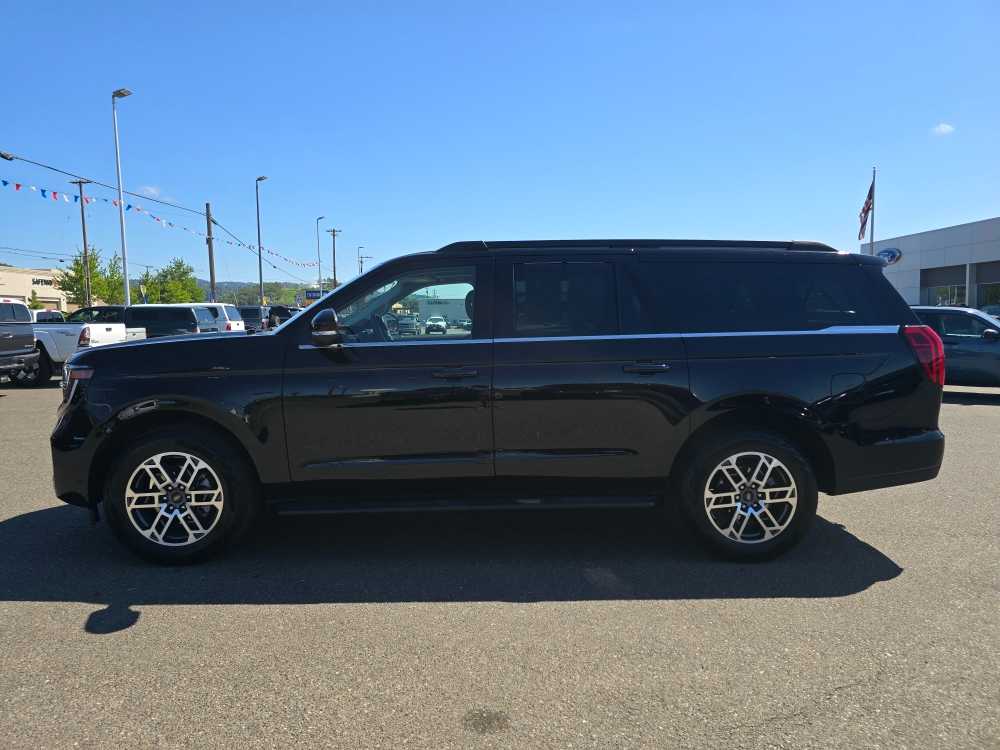 Thumbnail: 2025 Ford Expedition MAX - 2