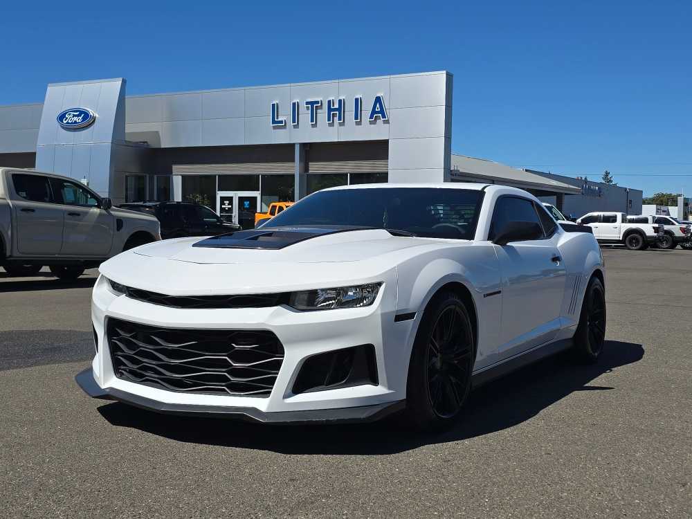 Thumbnail: 2015 Chevrolet Camaro - 8