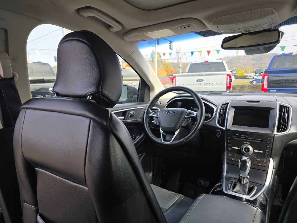 Thumbnail: 2018 Ford Edge - 10