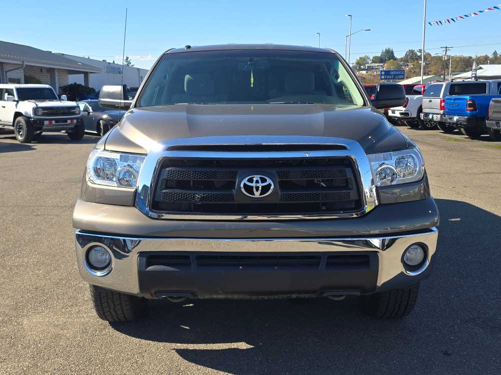 Thumbnail: 2013 Toyota Tundra - 8