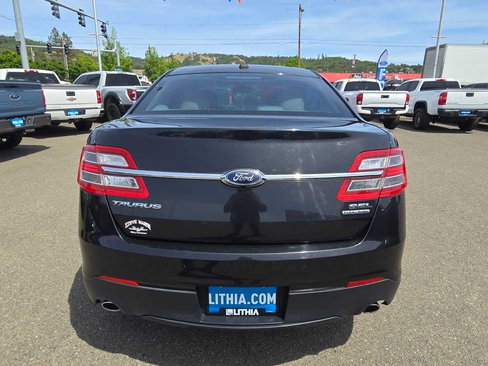 Thumbnail: 2013 Ford Taurus - 4