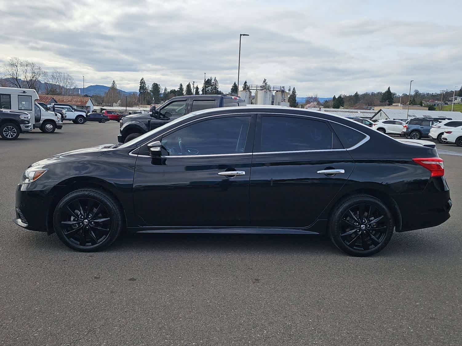 Thumbnail: 2018 Nissan Sentra - 2