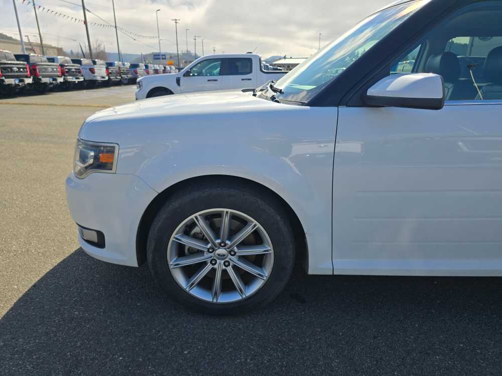 Thumbnail: 2019 Ford Flex - 19