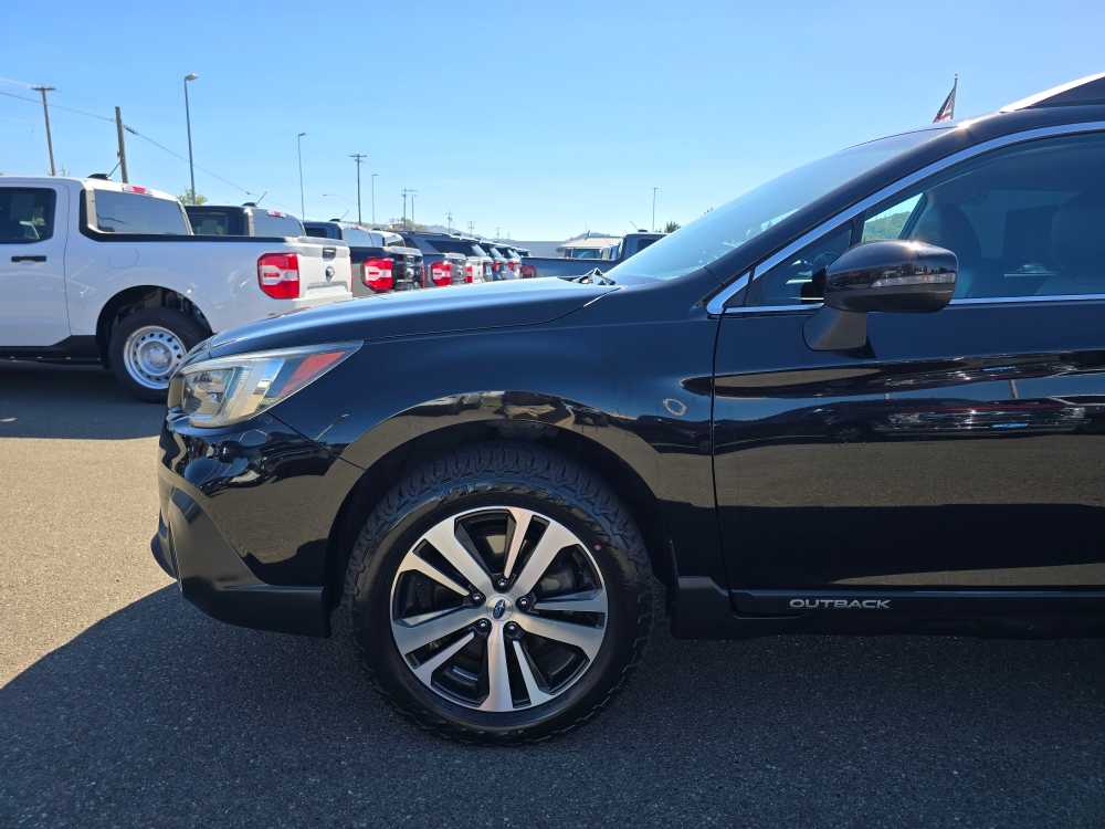 Thumbnail: 2018 Subaru Outback - 18