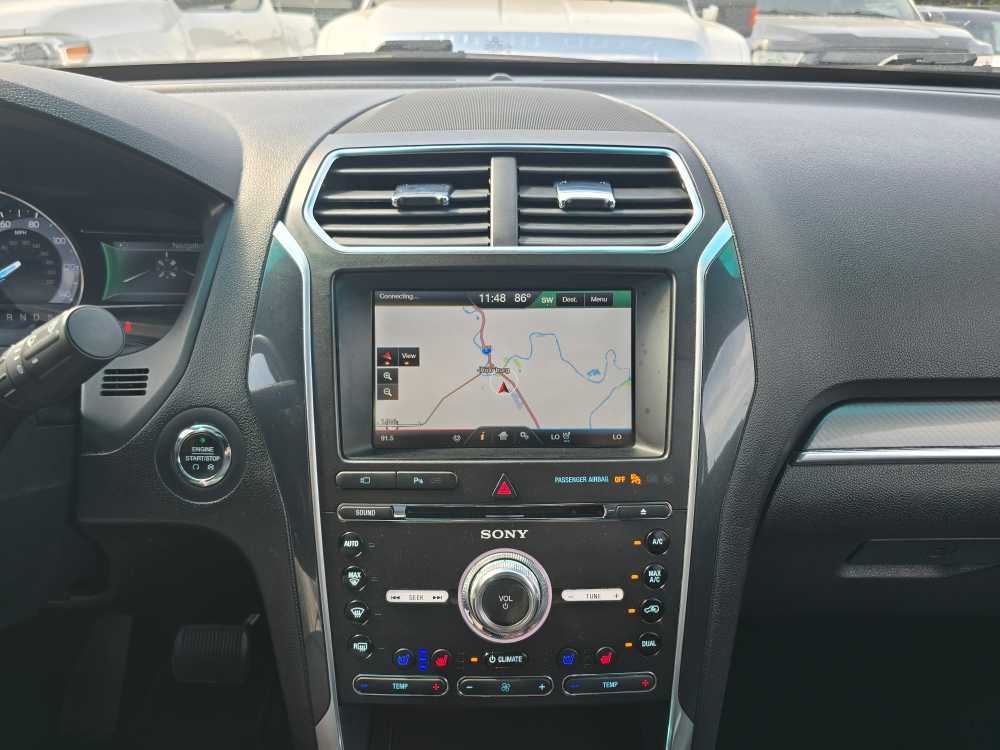 Thumbnail: 2016 Ford Explorer - 12