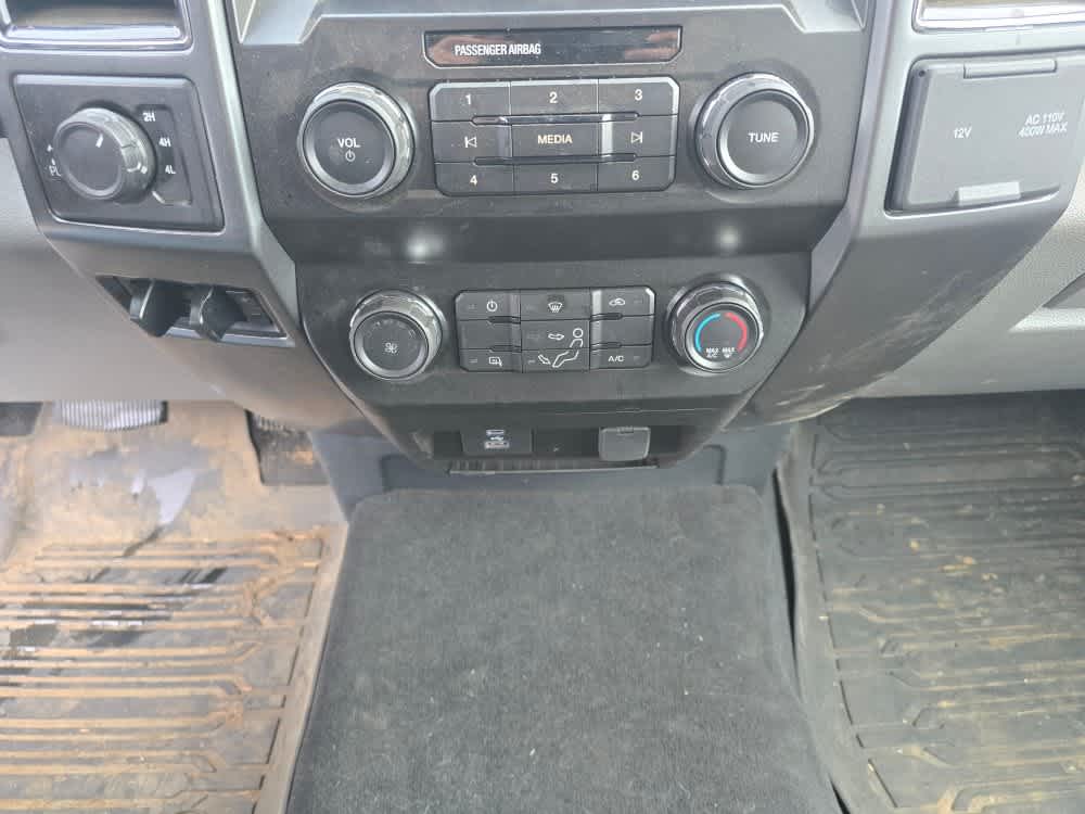 Thumbnail: 2022 Ford F-350 - 15