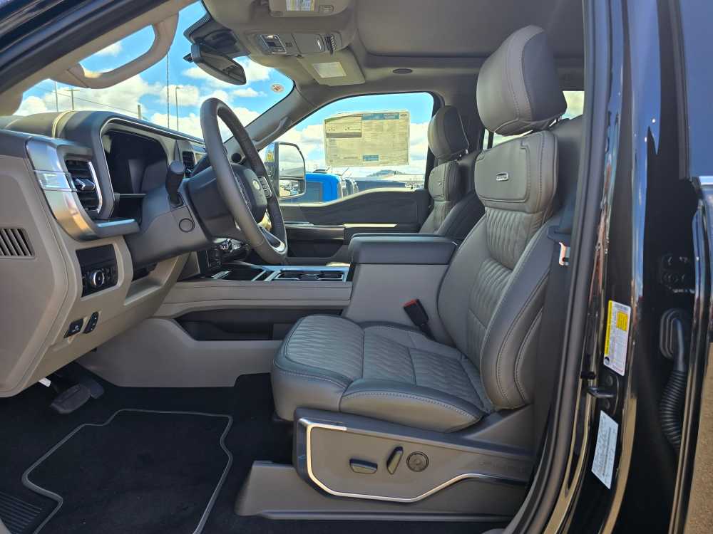 Thumbnail: 2025 Ford F-350 - 9