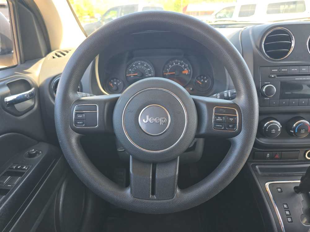 Thumbnail: 2014 Jeep Compass - 12