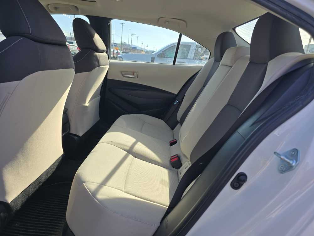 Thumbnail: 2021 Toyota Corolla - 16