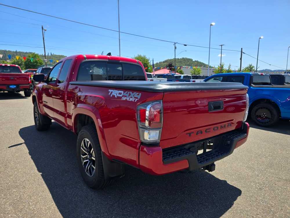 Thumbnail: 2020 Toyota Tacoma - 2