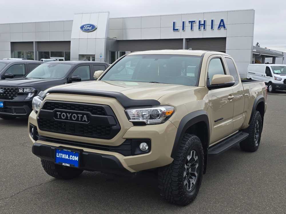Thumbnail: 2017 Toyota Tacoma - 1