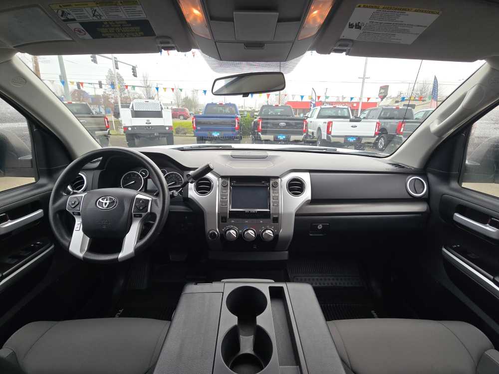 Thumbnail: 2017 Toyota Tundra - 15