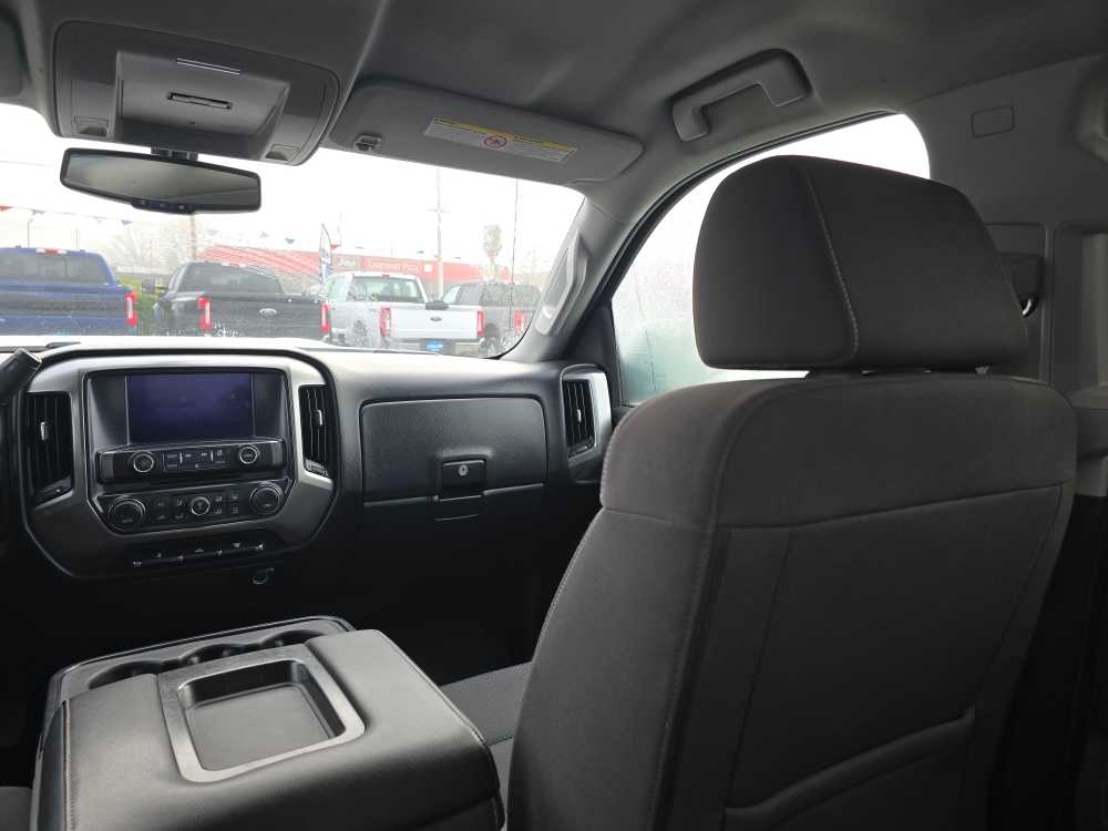 Thumbnail: 2017 Chevrolet Silverado 2500 - 14