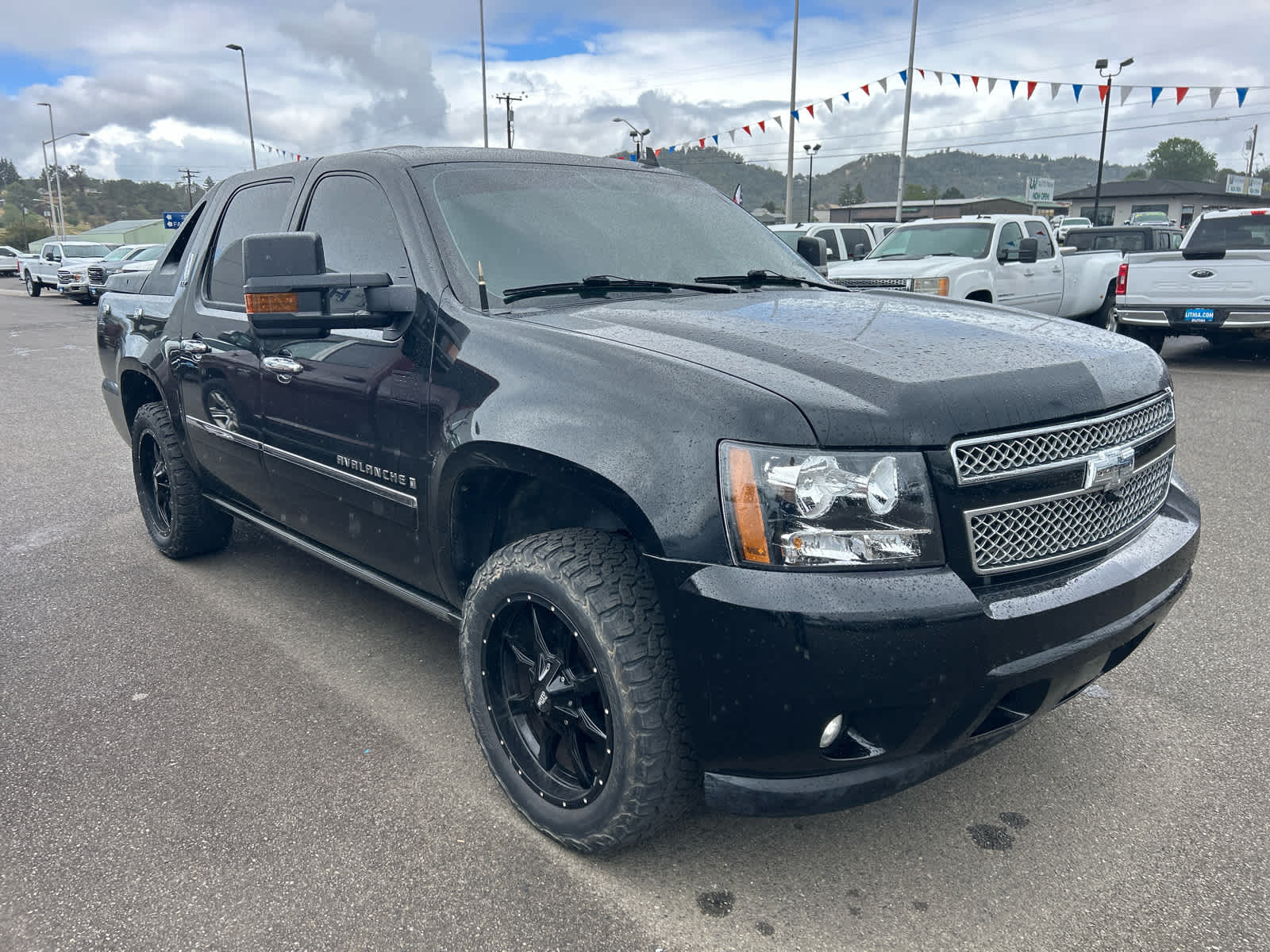 Thumbnail: 2009 Chevrolet Avalanche 1500 - 4