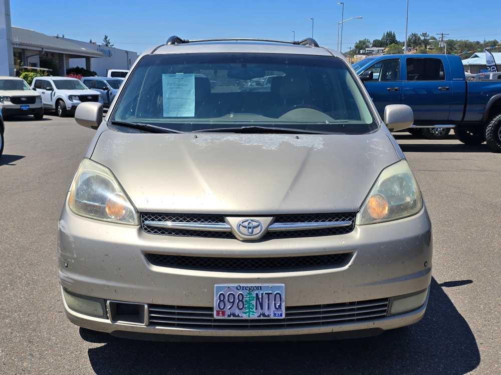 Thumbnail: 2005 Toyota Sienna - 5