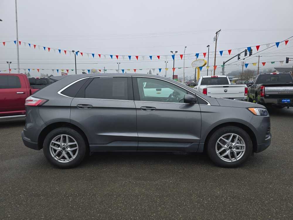 Thumbnail: 2023 Ford Edge - 6