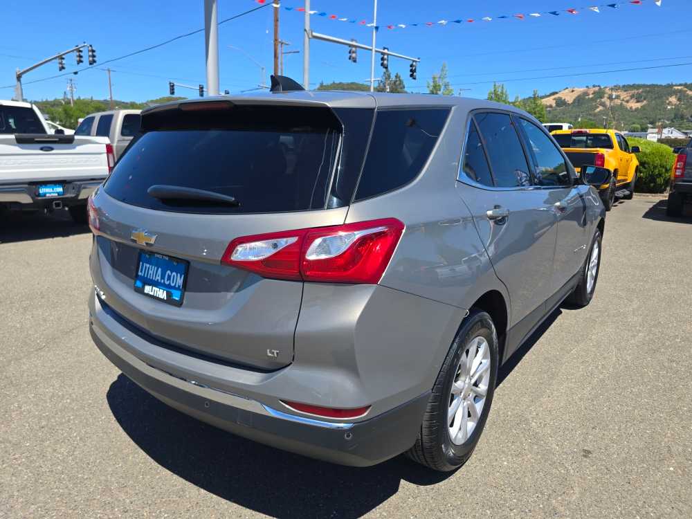 Thumbnail: 2019 Chevrolet Equinox - 4