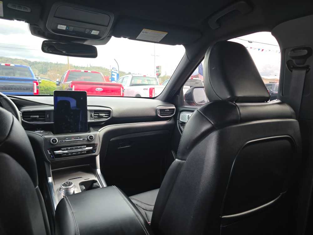 Thumbnail: 2020 Ford Explorer - 14