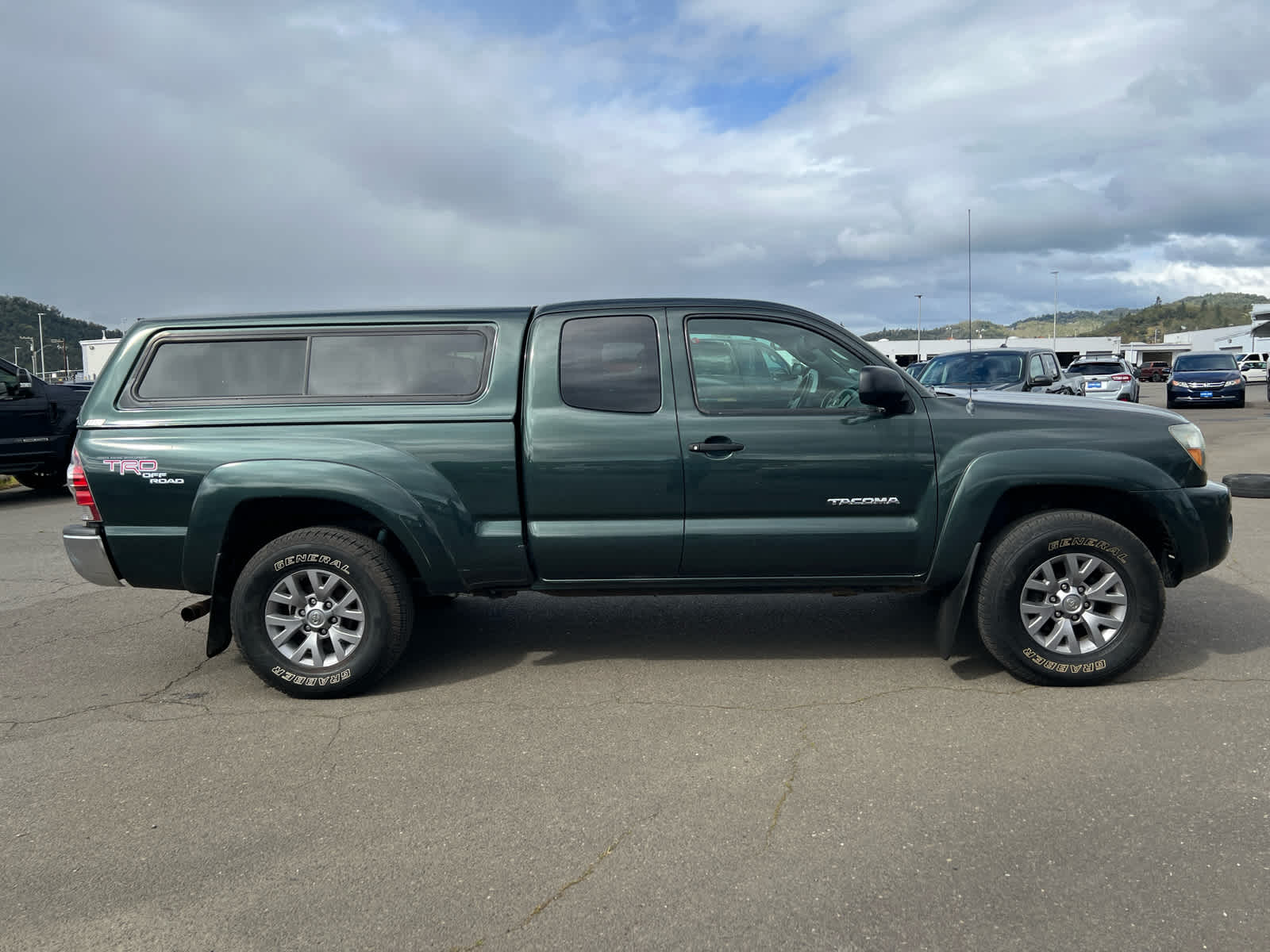 Thumbnail: 2009 Toyota Tacoma - 6