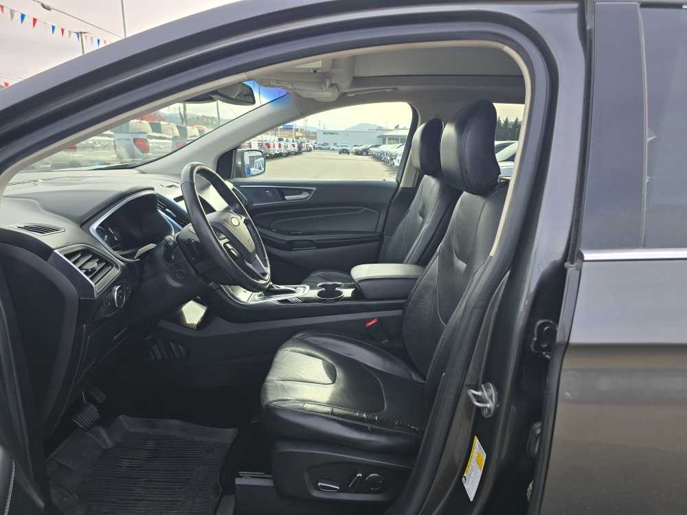 Thumbnail: 2018 Ford Edge - 9